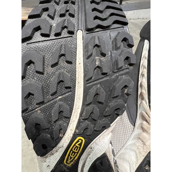 KEEN Women's Gray and Purple Shoes - Picture 10 of 12